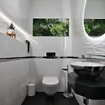 Dom Z Jacuzzi Do 10 Osob Luxhouse 扎托尔