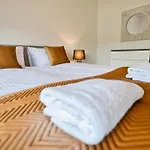 Villa Dom Z Jacuzzi Do 10 Osob Luxhouse