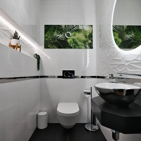 Dom Z Jacuzzi Do 10 Osob Luxhouse Zator