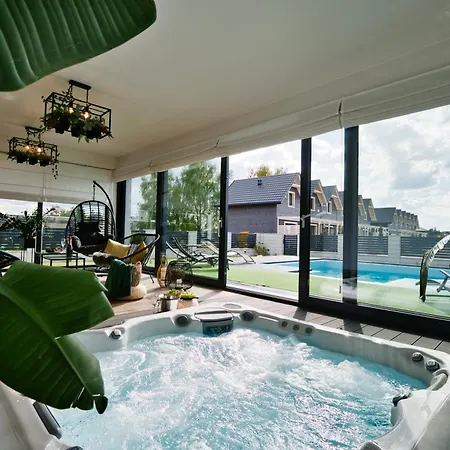 Dom Z Jacuzzi Do 10 Osob Luxhouse Zator