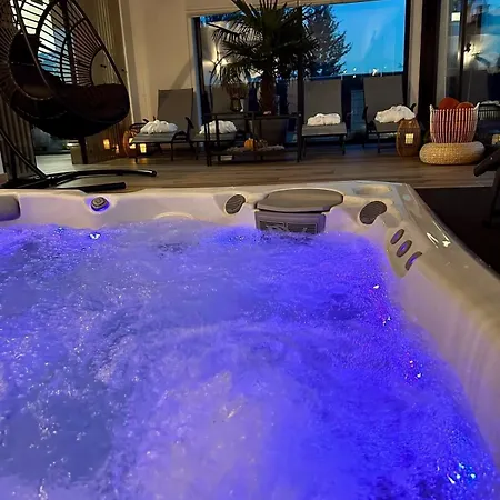 Villa Dom Z Basenem I Jacuzzi Do 10 Osob Luxhouse Zator